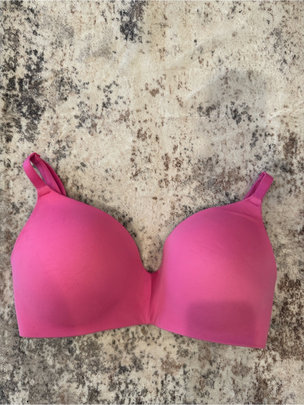 PINK Victoria Secret Seamless Pink T-Shirt Bra - Comfortable Everyday Support